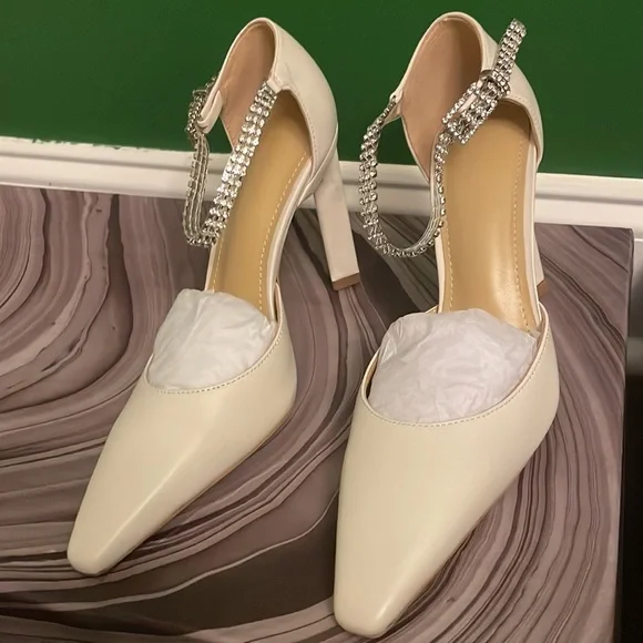 Tony Bianco Eliza Heel in Dove Nappa from REVOLVE - Picture 3 of 9